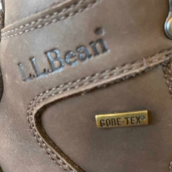 Ladies LL Bean Size 7 wide Hiking Boots. - Picture 3 of 8